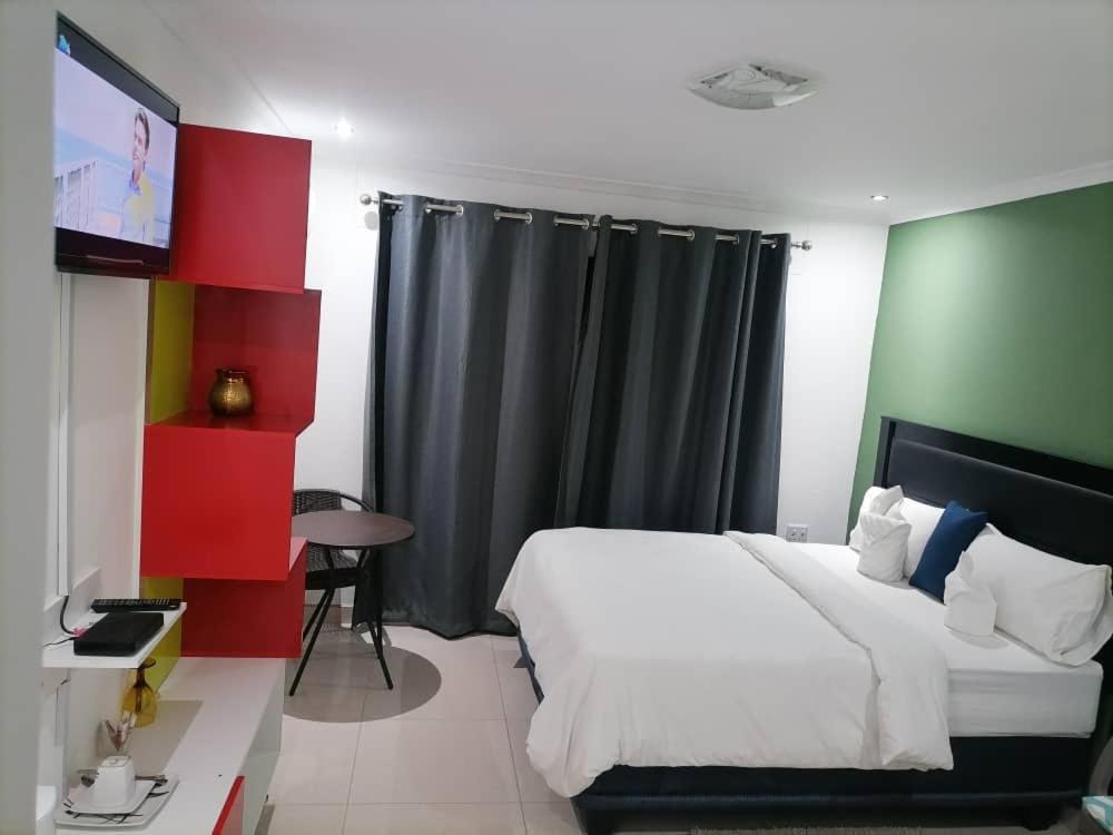 Royal Guesthouse Opuwo Экстерьер фото